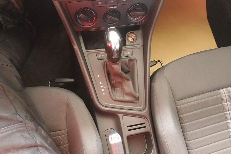 Used Volkswagen Lavida 2019 Lavida Start 1.5L Automatic Trendy Version China VI Standard
