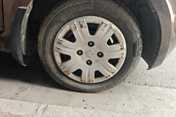 Used Dongfeng Fengon 330 2014 1.5L Manual Standard Edition DK15-02