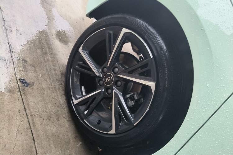 Used Audi A3 2024 Sportback 35 TFSI Fashionable Sports Model
