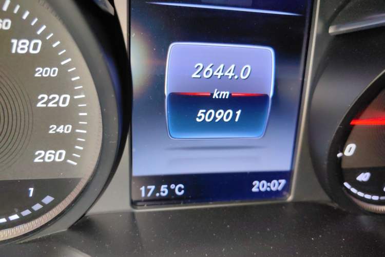 Used Mercedes-Benz V-Class 