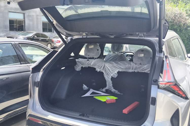 Used Geely Auto Emgrand X7 Sport 2026 Model 1.5TD Aspirational
