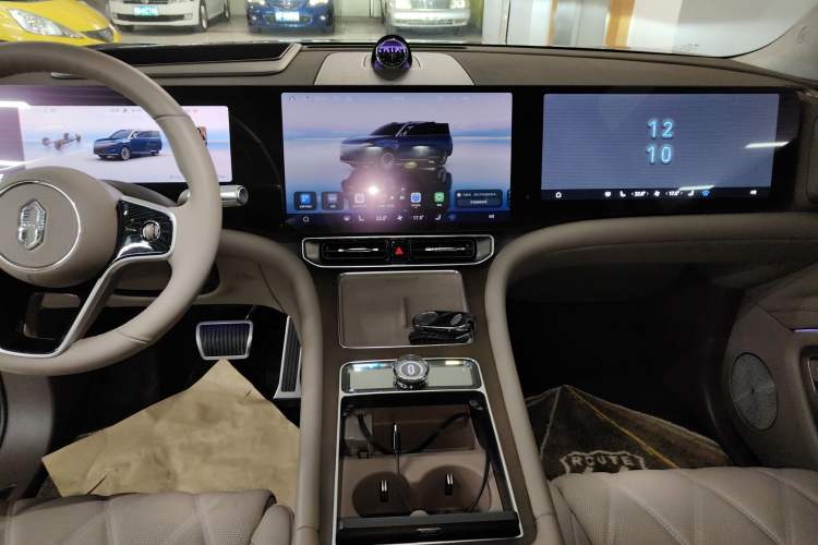 Used Hima AITO M9 2025 Pure Electric Ultra Version 100 kWh 6-Seater Model
