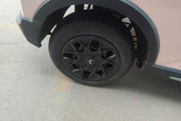 Used Wuling Hongguang MINIEV 2022 GAMEBOY 200km Gaming Edition with Lithium Iron Phosphate Right Rear Wheel Hub