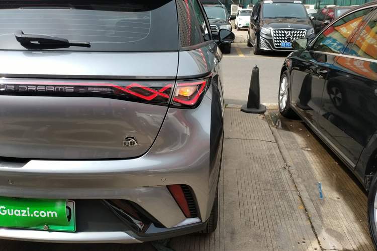 Used BYD Dolphin 2023 420 km Free Version Exterior 3