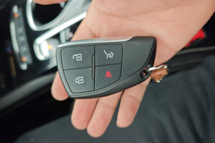 Used Buick Envision 2021 Encore Plus 652T Five-Seat All-Wheel-Drive Luxury Model
