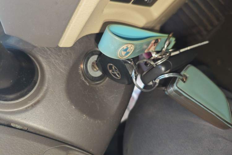 Used Toyota Prado 2013 2.7L Automatic Parallel Import Vehicle Key