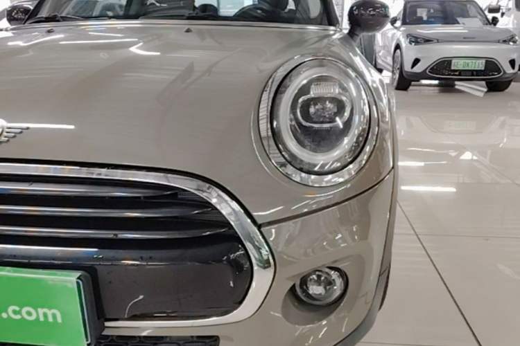 Used MINI 2019 1.5T COOPER Classic Edition
