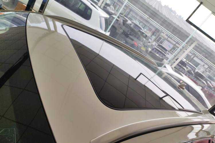 Used Hongqi HS5 2022 Revised Version 2.0T Smart Connect Flagship Edition
