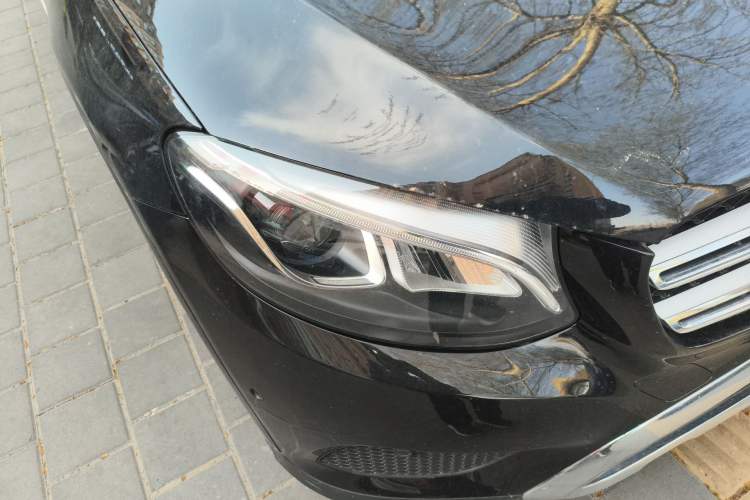 Used Mercedes-Benz GLC 2016 GLC 260 4MATIC Luxury Model