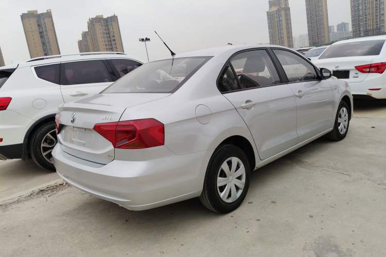 Used Volkswagen Jetta 2017 1.5L Automatic Fashion Model