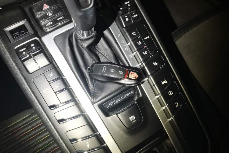 Used Porsche Macan 2020 Macan 2.0T
