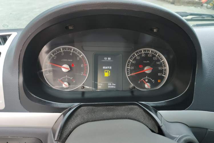 Used Golden Dragon Hiace 2021 1.8L Gasoline Version Logistics Vehicle Long-Wheelbase High-Roof Model GL850 LJ4A18Q6