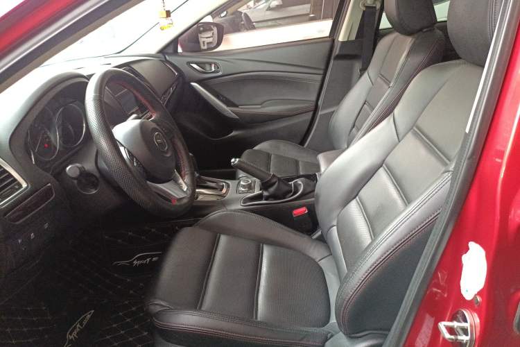 Used Mazda Atenza 2014 2.0L Blue Sky Luxury Edition Left Front Seat