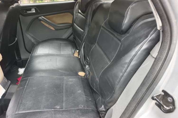 Used Ford Focus 2013 Hatchback Classic 1.8L Manual Base Model