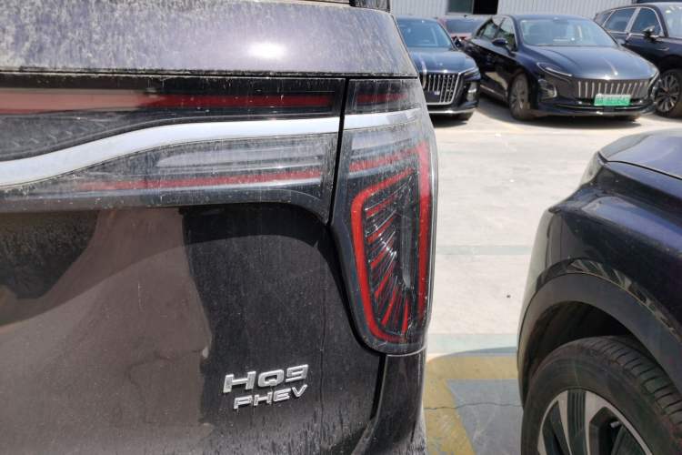 Used Hongqi HQ9 PHEV 2024 2.0T Four-Wheel Drive Business Edition
