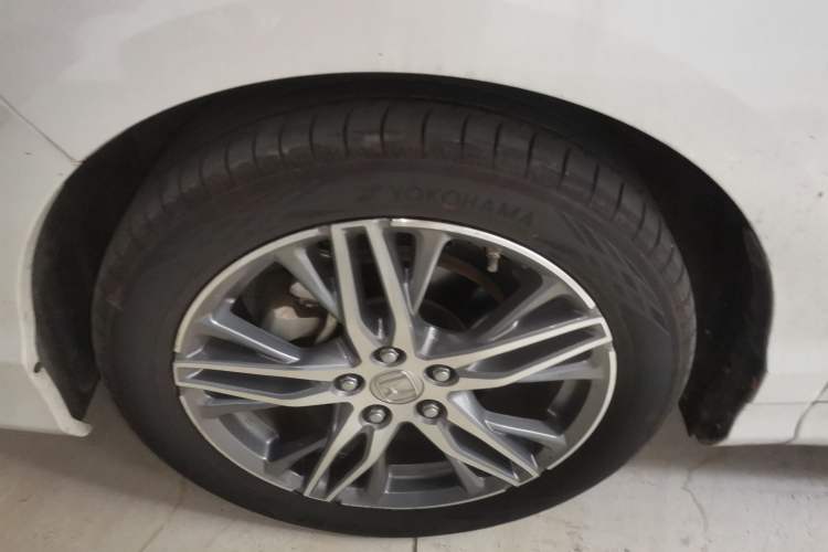 Used Honda Elysion 2019 2.0L Hybrid Luxury Edition Left Front Wheel Hub