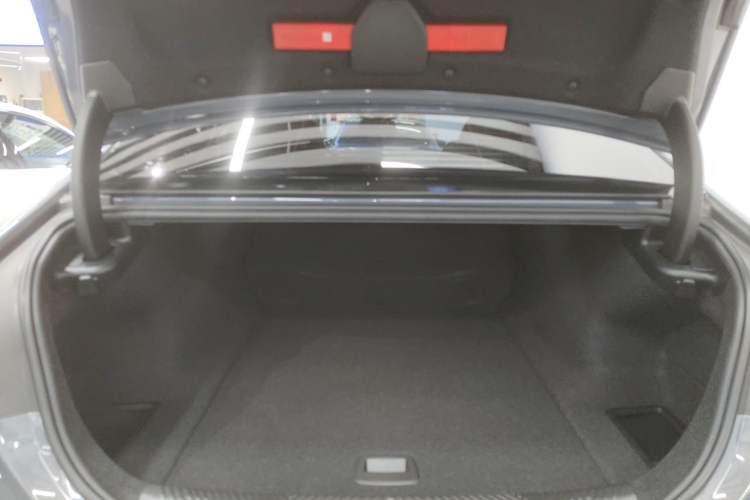 Used BMW i5 2024 eDrive 35L M Sport Package
