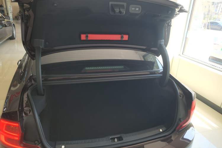 Used Volvo S90 2018 T5 Prestige Edition