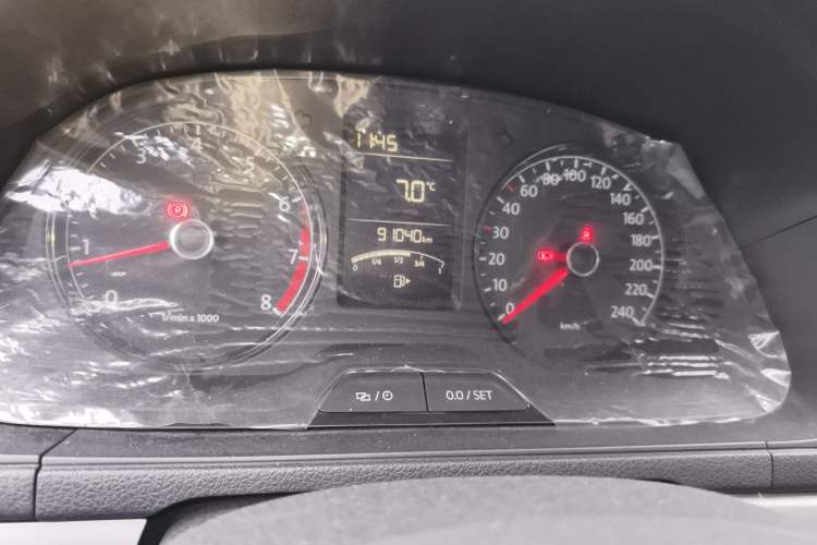 Used Volkswagen Lavida 2013 Revised Classic 1.6L Manual Fashion Edition