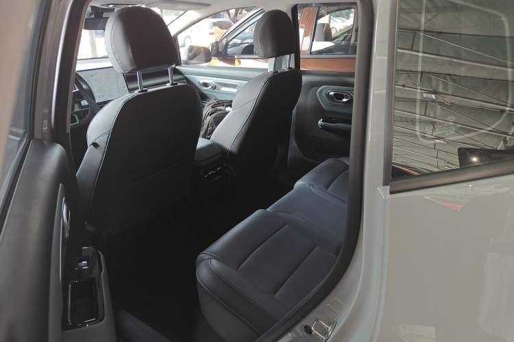 Used AION Y 2023 Plus 510 Smart Edition
