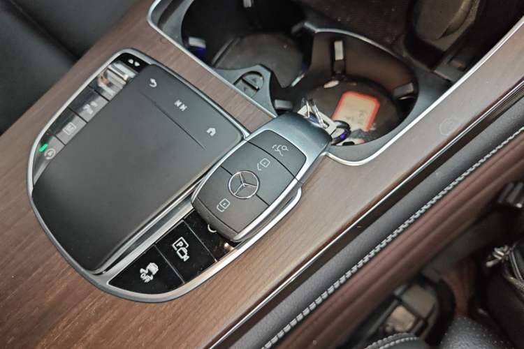 Used Mercedes-Benz GLC 2021 GLC 300 L 4MATIC Dynamic Model