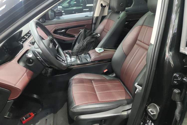 Used Land Rover Range Rover Evoque 2021 Range Rover Velar L 249PS R-Dynamic First Edition
