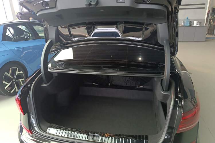 Used Volkswagen Passat 2024 380TSI Starry Dragon Edition Trunk