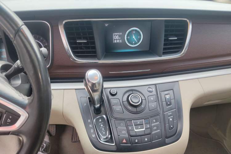 Used Buick GL8 2017 25S Luxury Version China V Standard