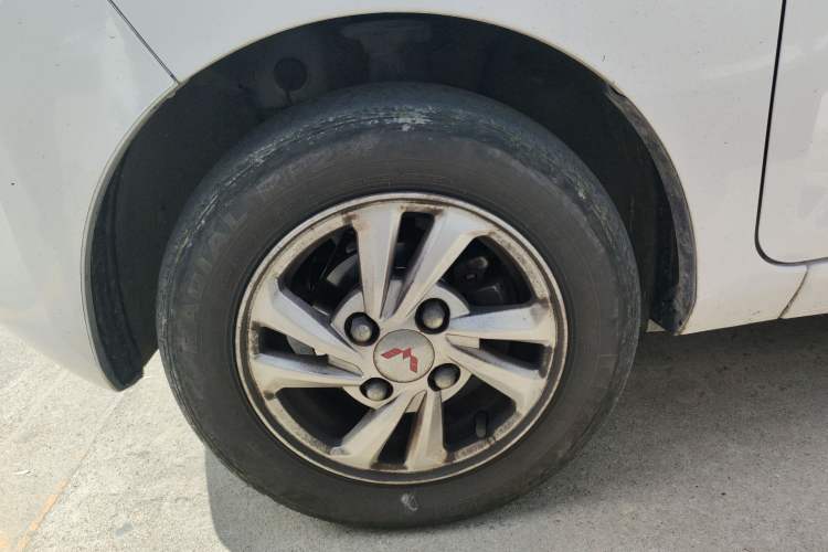 Used Wuling Hongguang MINIEV 2020 Enjoyment Model Lithium Iron Phosphate Exterior 4