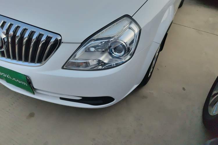 Used Buick Excelle 2015 1.5L Manual Classic Trim
