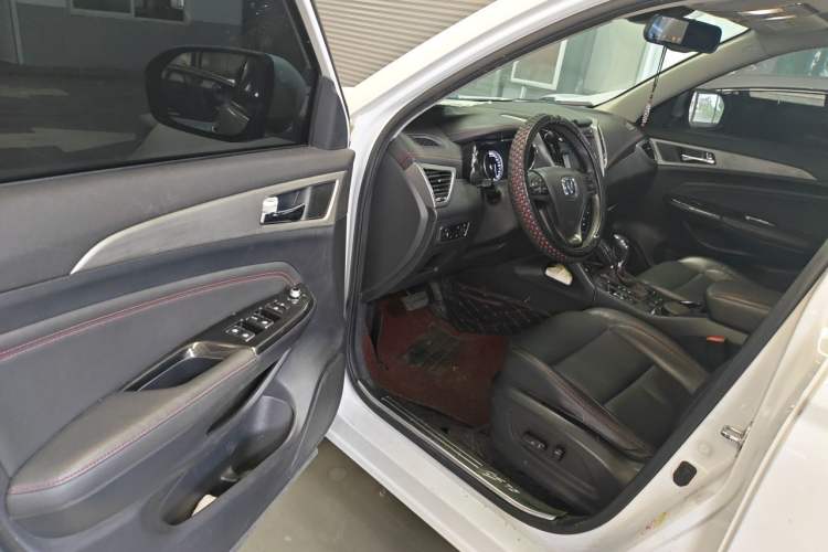 Used CHANGAN CS75 2017 Shangkui Edition 1.5T Automatic Sharp Model
