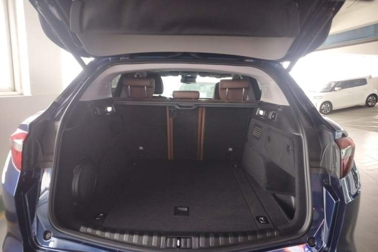 Used Alfa Romeo Stelvio 2017 2.0T 200HP Luxury Edition
