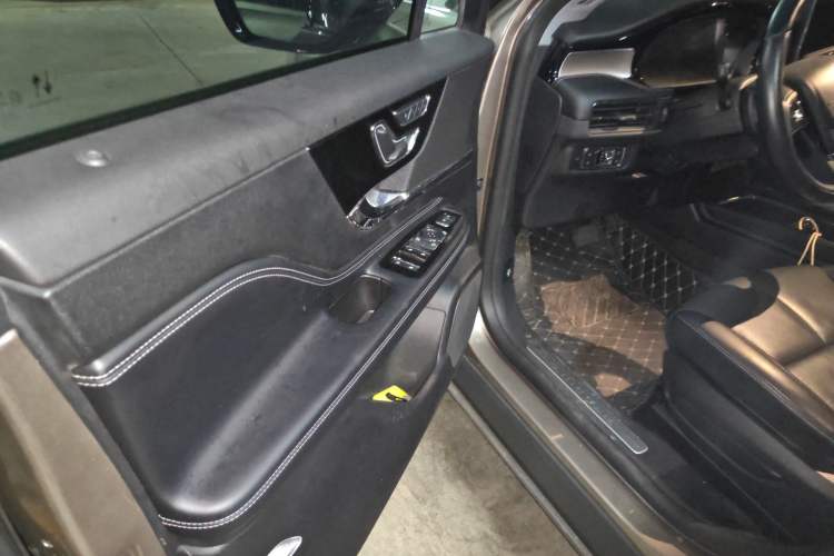 Used Lincoln Corsair 2022 2.0T Two-Wheel Drive Luxury Edition Driver Seat