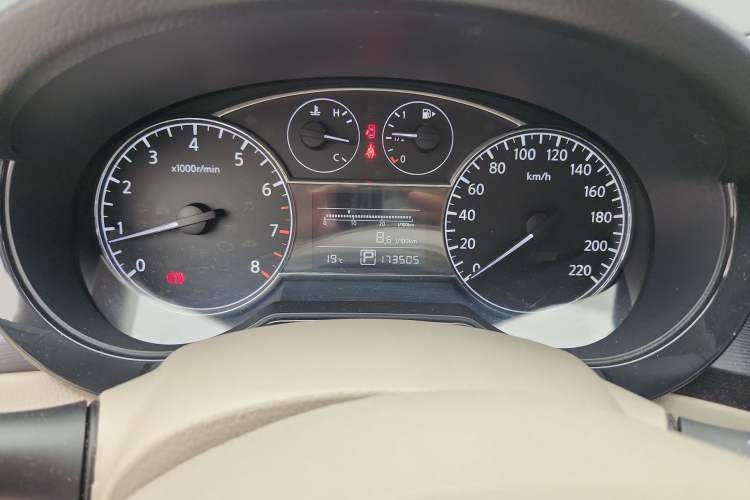 Used Nissan Tiida 2011 1.6L CVT Comfort Model