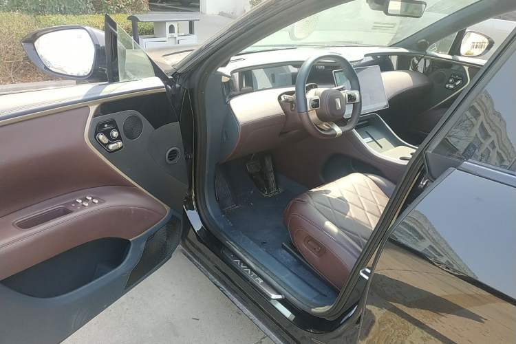 Used Avatr 11 2025 Year Updated Max Extended-Range Version Driver Seat