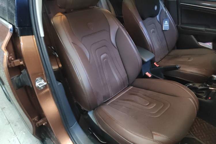 Used Volkswagen C-TREK 2017 1.6L Automatic Comfort Model
