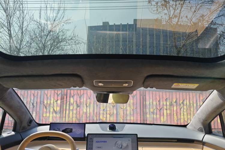 Used Hima Luxeed R7 2025 Extended-Range 331km Ultra