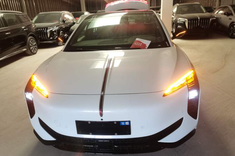 Used Hongqi EH7 2025 600 Smart Selection Edition
