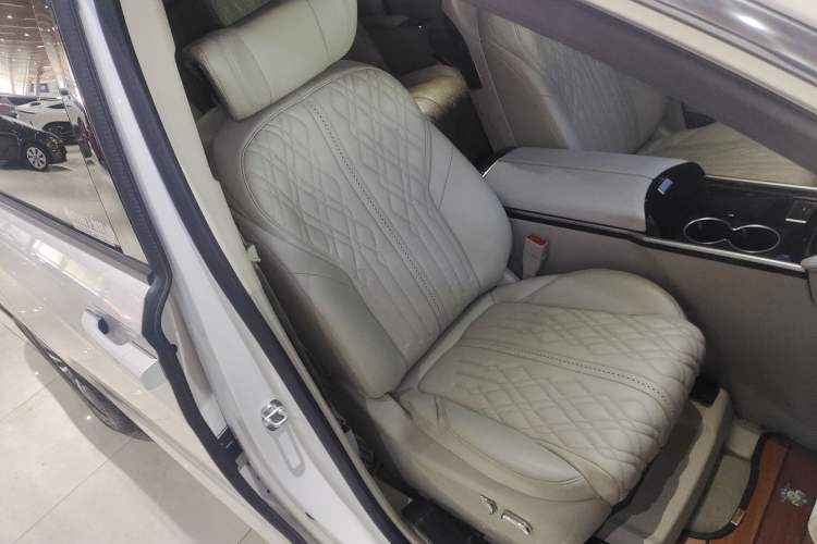 Used Buick GL8 2021 ES Landtrek 653T Comfort Edition