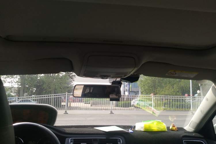 Used Volkswagen Sagitar 2015 1.6L Automatic Comfort Model Headliner