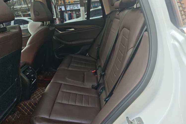 Used BMW X3 2018 xDrive28i Luxury Package China VI Emission Standard Left Rear Seat