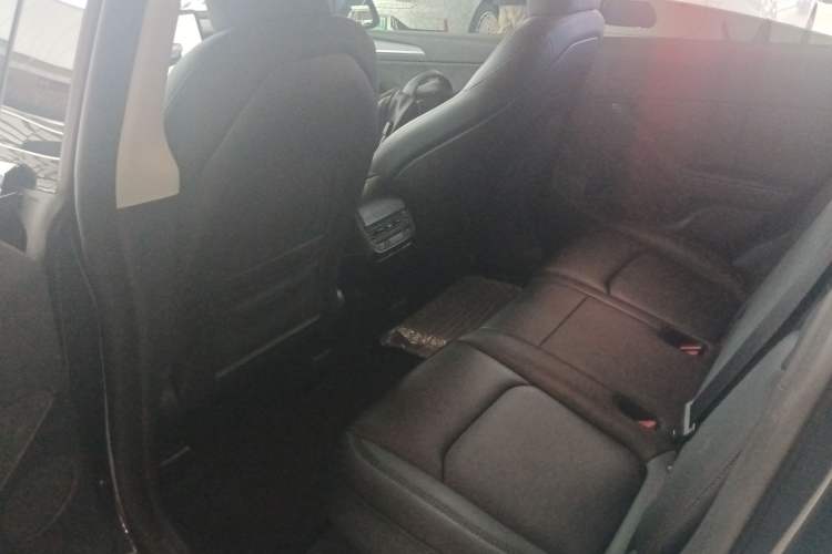 Used Tesla Model Y 2024 Rear-Wheel-Drive Version