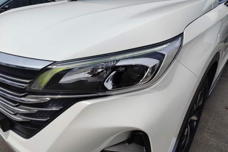 Used GAC Trumpchi GS5 2020 Advanced Model 270T Automatic Elite Edition Left Front Headlight