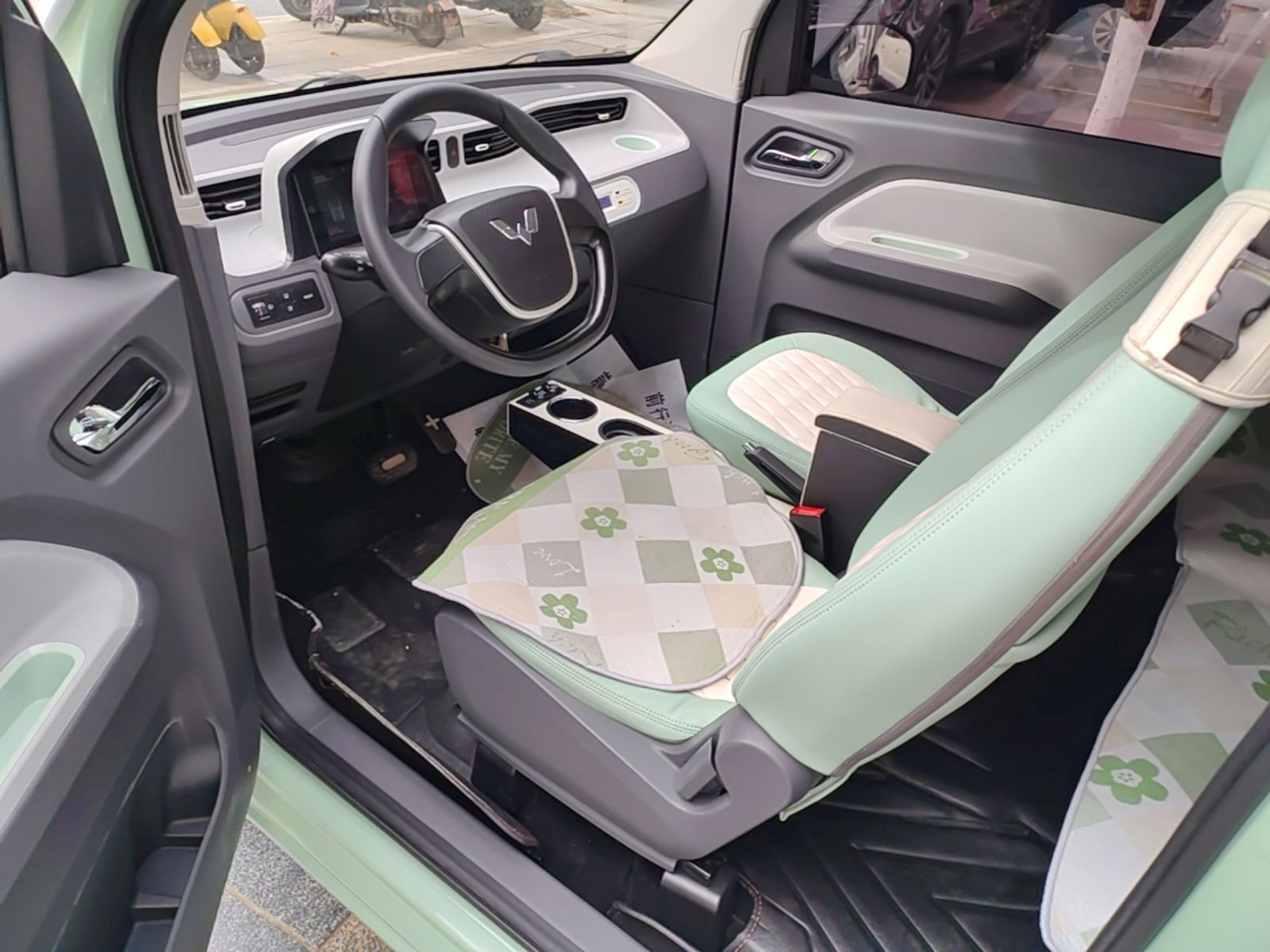 Interior delantero