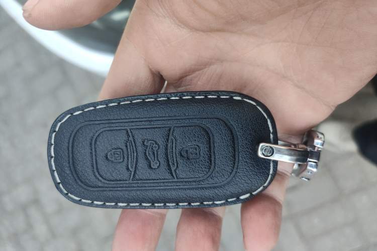 Used Geely Auto Emgrand 2014 Hatchback 1.3T CVT Elite Model
