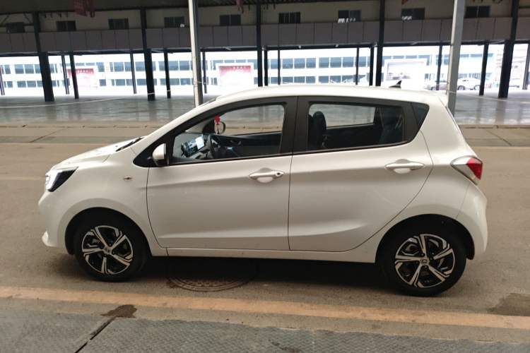 Used Oshan Benni E-Star 2022 Charming Edition Colorful Model Lithium Iron Phosphate