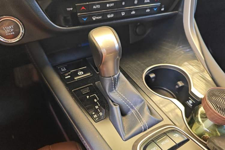 Used Lexus RX 2016 300 Two-Wheel Drive Elite Version China V Standard Gear Lever