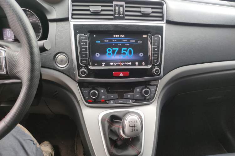 Used Haval M6 2019 1.5T Manual Two-Wheel Drive Elite Version China VI Standard