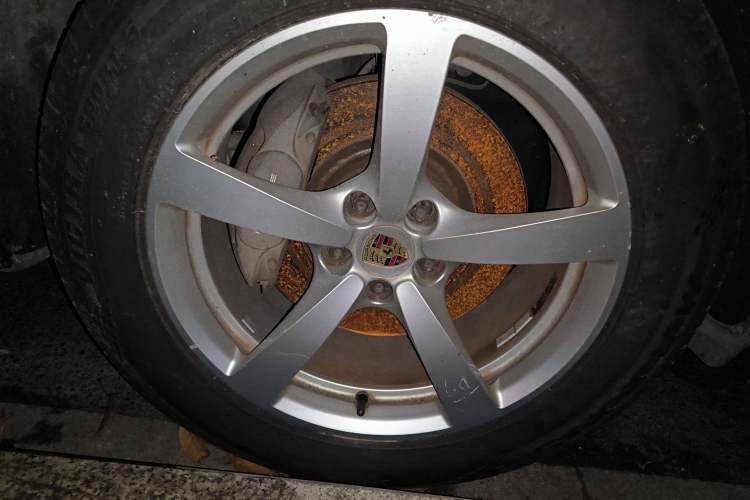 Used Porsche Macan 2014 Macan 2.0T Right Front Wheel Hub