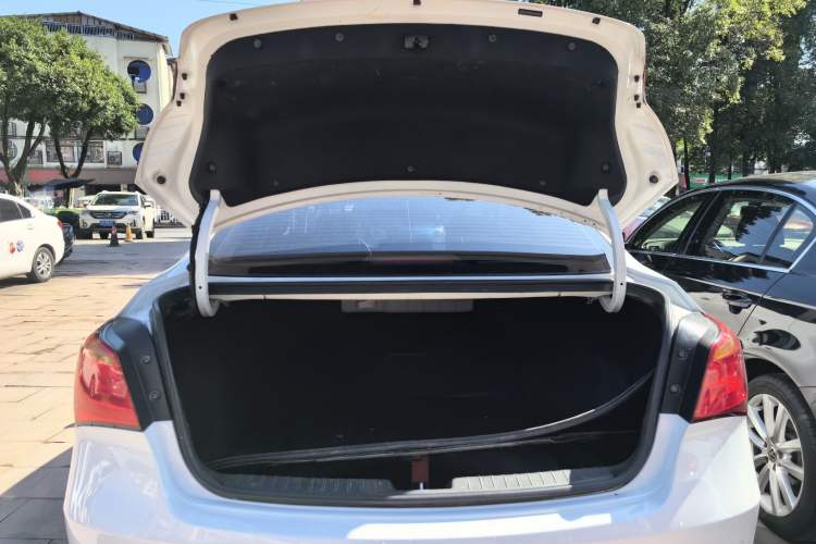 Used Hyundai Mistra 2016 1.6T Automatic Smart GLS
